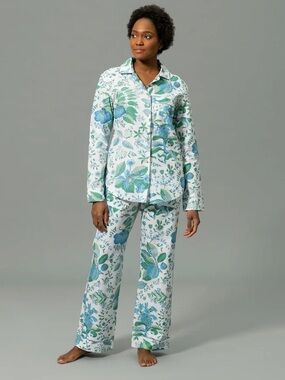 Pomegranate Luca Pajamas by Matouk 500 thread Egyptian cotton percale Size S